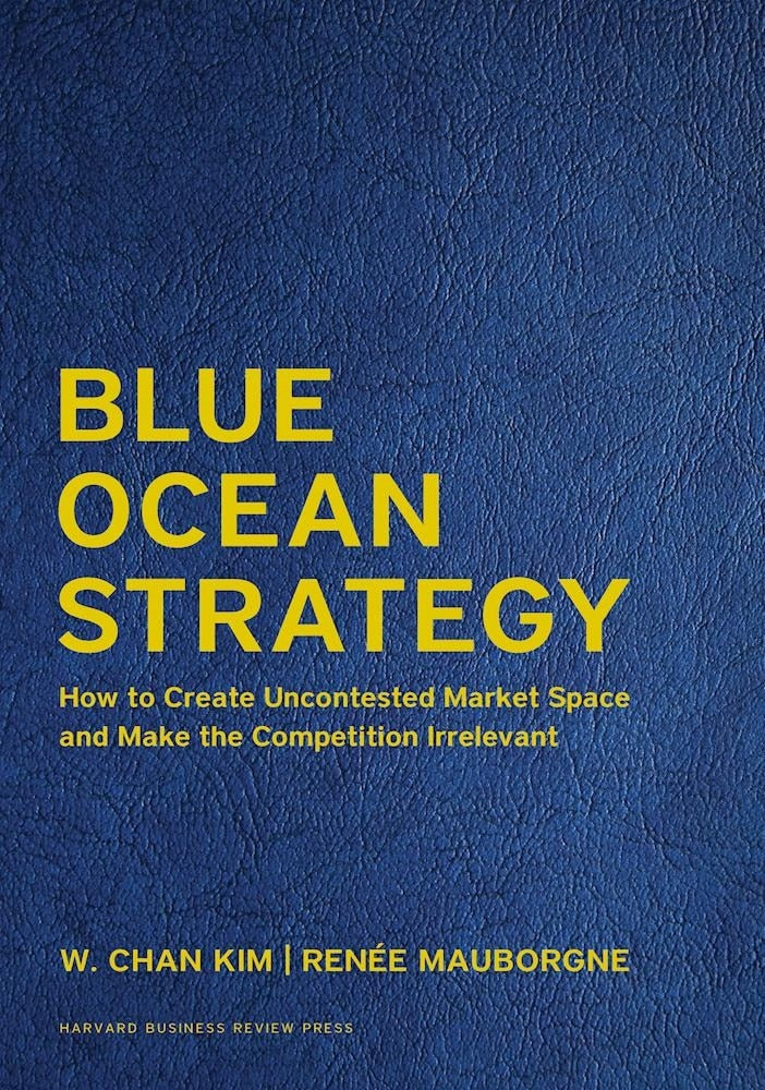 洋書 blue ocean strategy Blue Ocean Strategy, Enhanced Edition: How to Create Uncontested