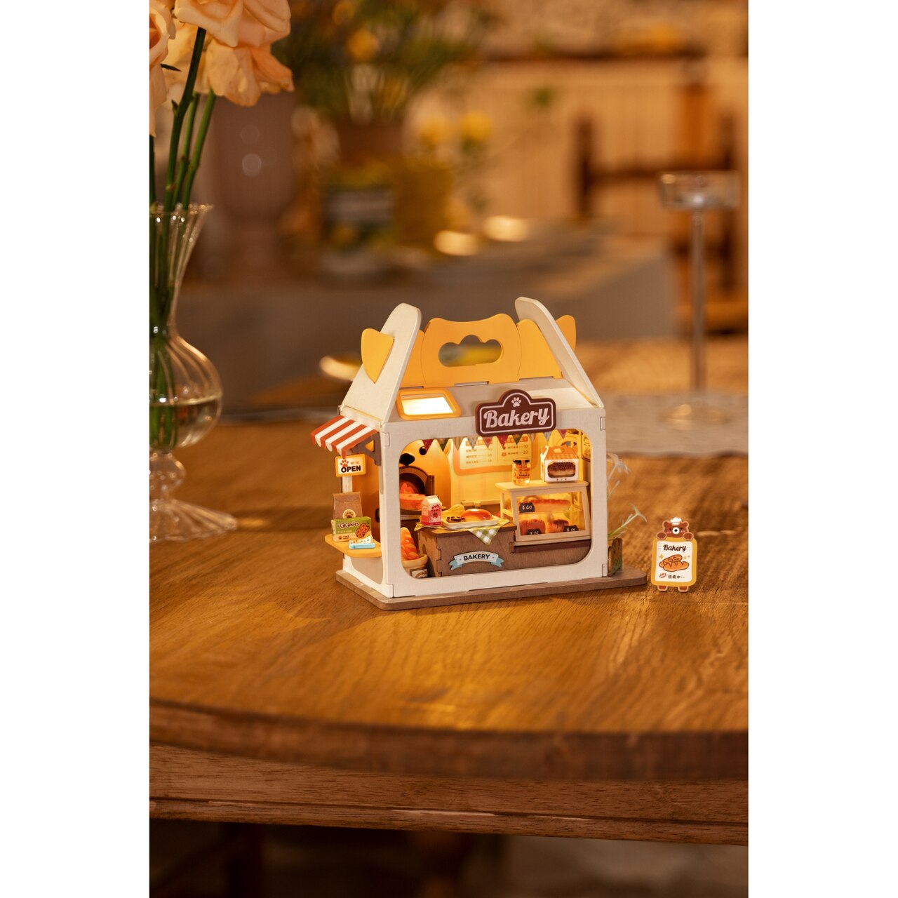 Teddy's bread box - image 1