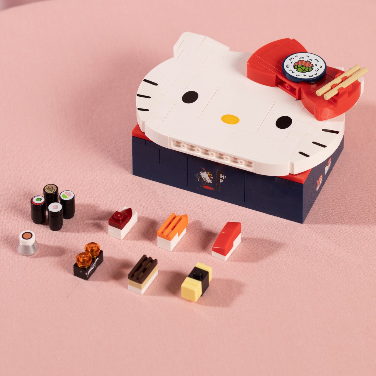 Hello Kitty Bento Box | Indigo