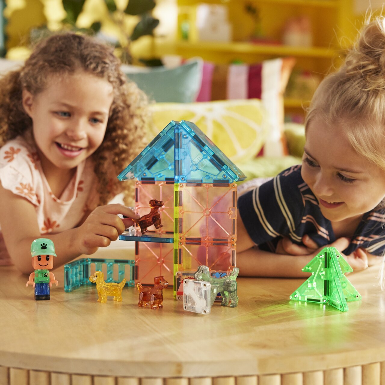 MAGNA-TILES® Puppy Park 27-Piece Magnetic Construction Set, The